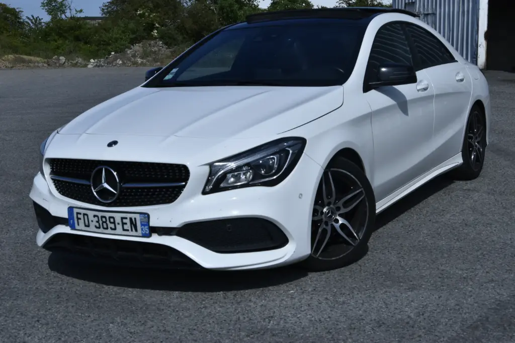 Mercedes-Benz CLA 180 (1.6i turbo) - 17 800,00€