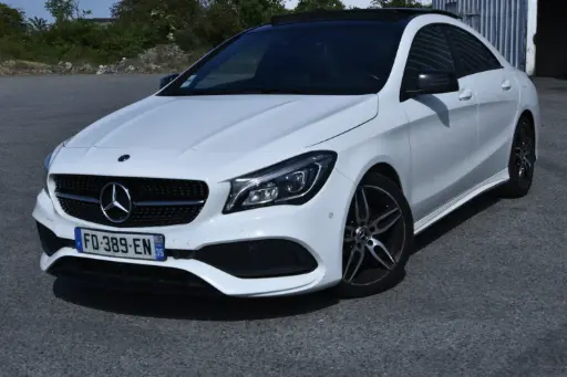 Mercedes-Benz CLA 180 (1.6i turbo)