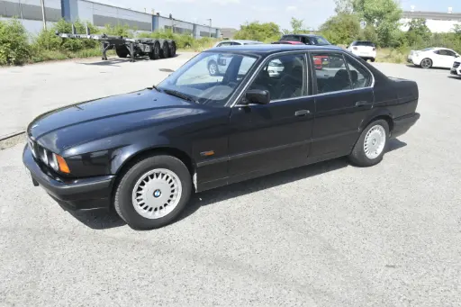 BMW Série 5 (520i)