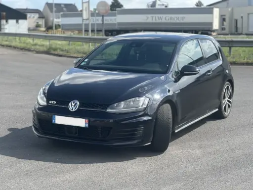 Volkswagen Golf VII GTD (2.0 TDi) - 15 500,00€
